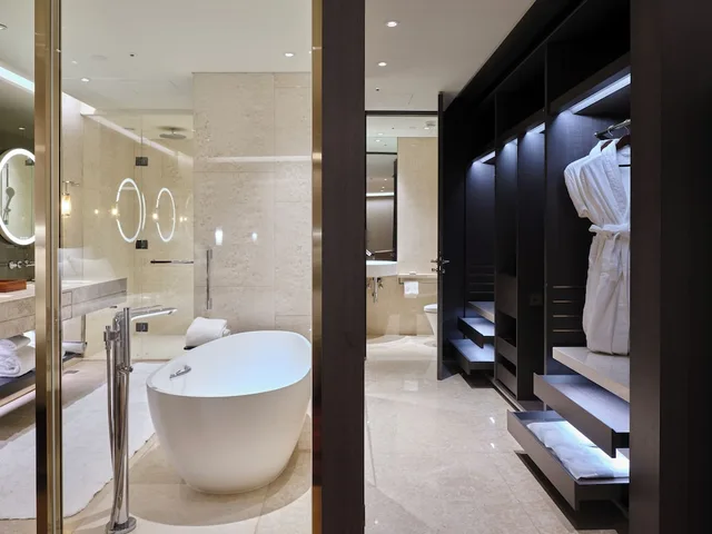 غرفة كلوب بسرير كينج، Grand Hyatt Jeju 2/2