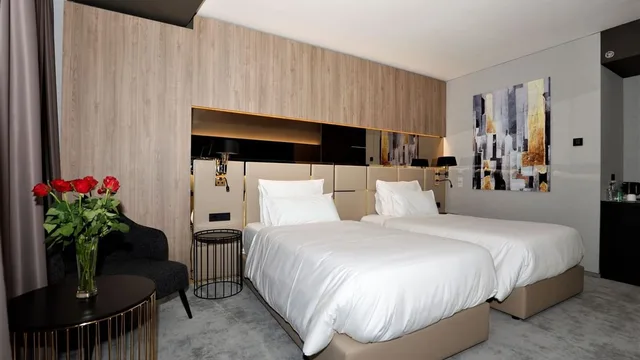 غرفة بسريرين منفصلين، Grand Plaza Hotel And Congress Centre 2/2