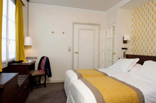 Classic, Twin Beds, Hotel Henri Iv Rive Gauche 2/6