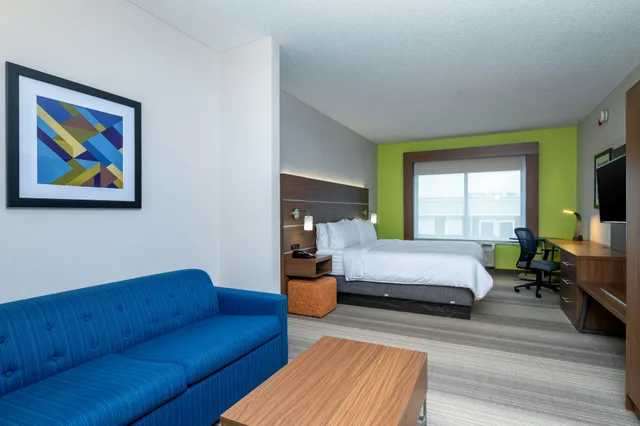 جناح ديلوكس لذوي الإعاقة، Holiday Inn Express Hotel & Suites Woodbridge 3/5