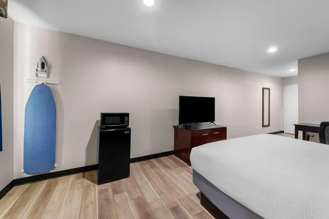 Room, Queen Bed, Quality Inn San Diego South - Chula Vista 3/4