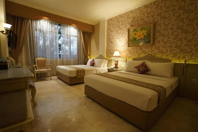 غرفة عائلية بسريرين مزدوجين، Hotel Indah Palace Solo 1/1
