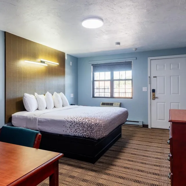 استوديو، Knights Inn North Attleboro 5/10