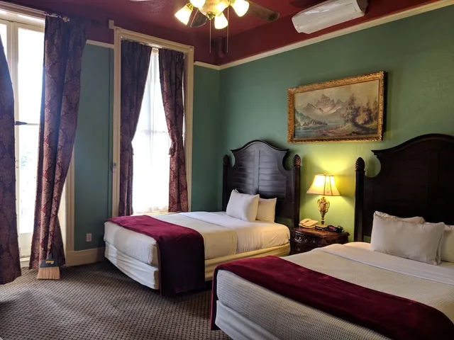 Premium, 2 Queen Beds, Resort View، The Crescent Hotel And Spa 2/4
