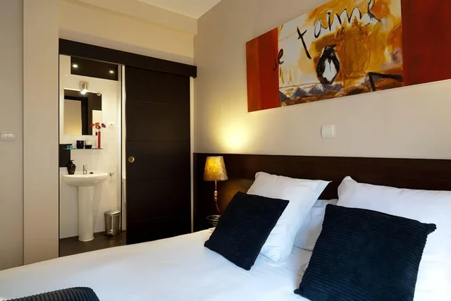 غرفة بسرير مزدوج بشرفة، THC TIRSO MOLINA HOSTEL 2/4