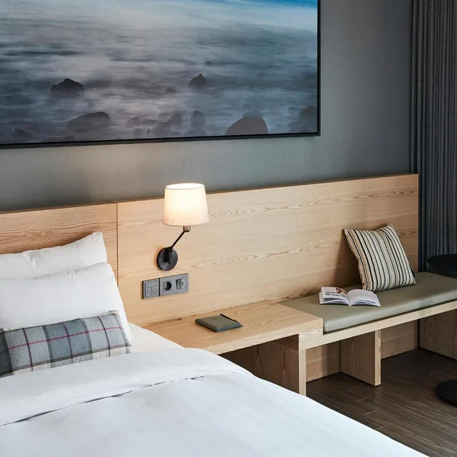 Family, Terrace, The Suites Hotel Jeju 4/5