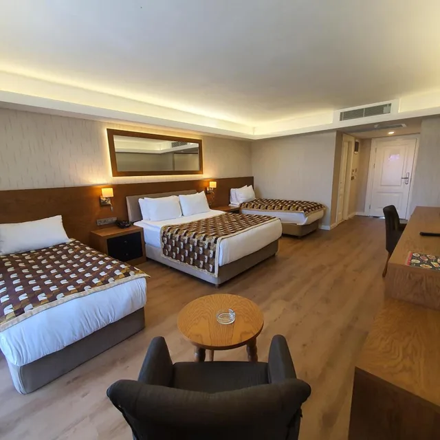 Family, Lateral Side Sea View، Aktug Hotel 7/10