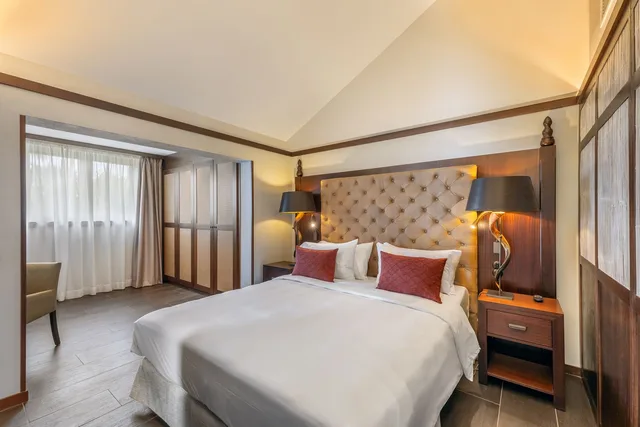 جناح بسرير مزدوج، Lindner Golf Resort Portals Nous 1/3
