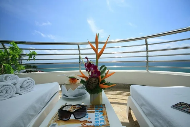 1 Bedroom, Regency, Suite, King Bed، Royal Cliff Grand Hotel 10/10