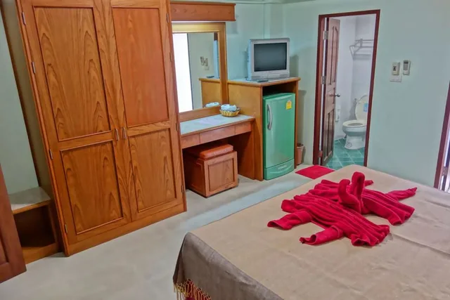 غرفة قياسية بسرير مزدوج، Lek Jomtien Hotel 2/3