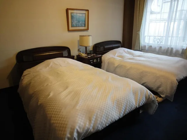 Room, Twin Beds, Business Royal Hotel 2/4