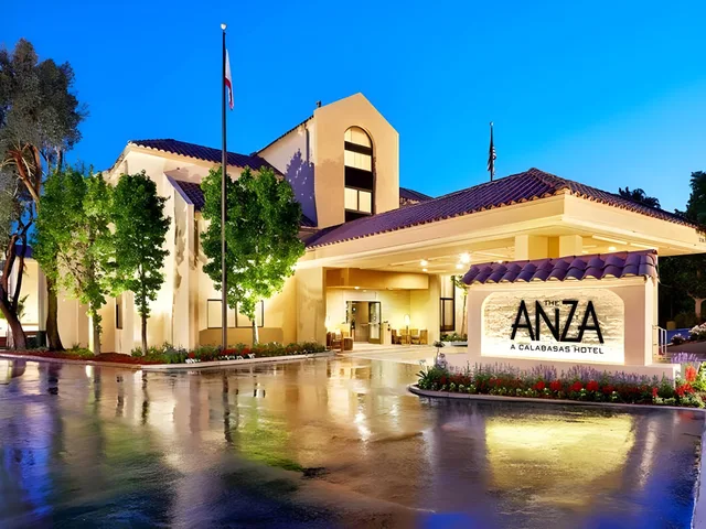 غرفة بسريرين مزدوجين، The Anza A Calabasas Hotel 2/2
