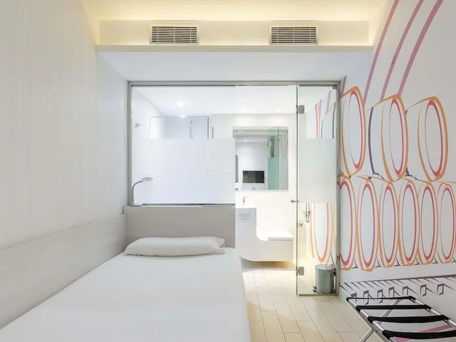 غرفة داخلية بسرير فردي بإطلالة، Ibis Styles Madrid Prado 3/7