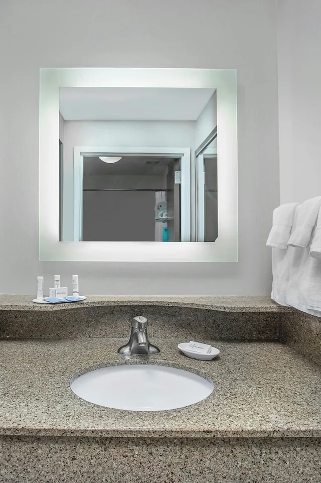جناح بسريرين كوين مع سرير سحّاب إضافي لذوي الإعاقة، Springhill Suites Pigeon Forge 3/8