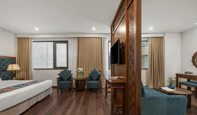 غرفة غراند بريميوم بسرير كينج، Balcona Hotel Da Nang 5/9