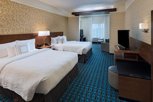جناح بسريرين كوين مع أريكة، Fairfield Inn Suites Dublin 3/4