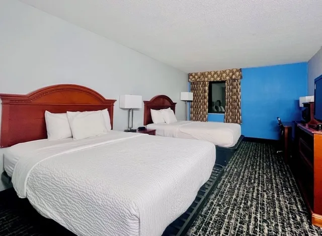 غرفة بسريرين كوين لذوي الإعاقة، Baymont By Wyndham Indianapolis South 6/10