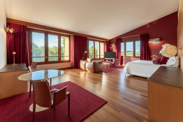 Prestige, Suite, King Bed, Vineyard View, Mountain View، Hotel Marques de Riscal A Luxury Collection Hotel Elciego 2/10