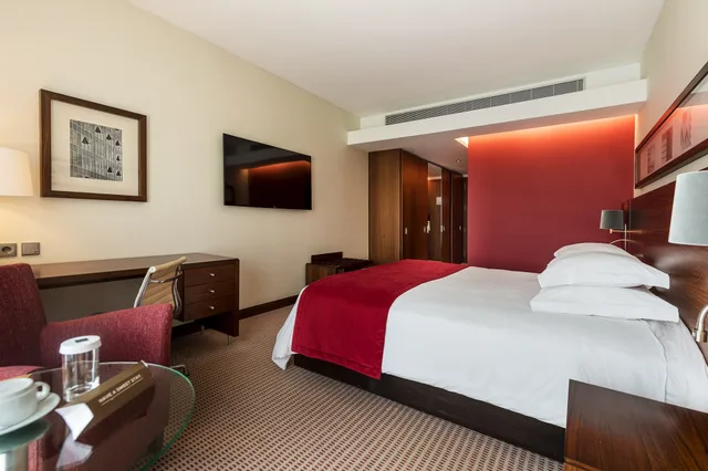 غرفة قياسية مفردة، Lagoas Park Hotel 2/3