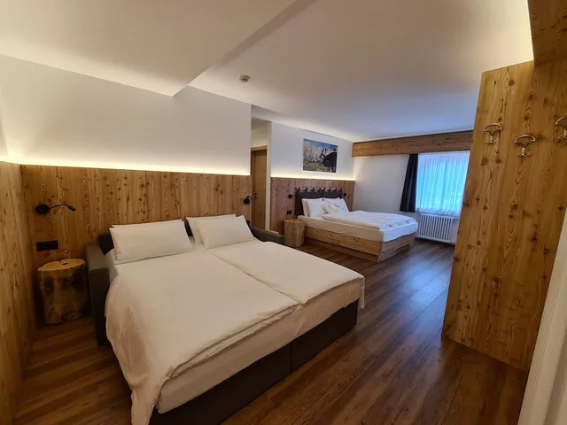 غرفة سوبيريور رباعية، Hotel Piedibosco 1/3