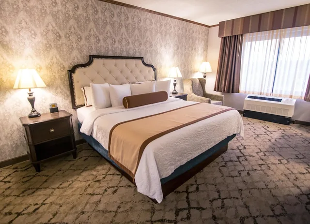 غرفة قياسية بسرير كينج، Best Western Plus Fairfield Executive Inn 1/4