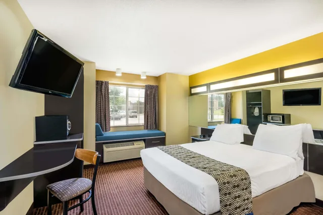 غرفة بسريرين كوين لذوي الإعاقة، Microtel Inn & Suites by Wyndham Bowling Green 6/10