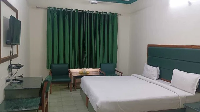 غرفة ديلوكس بسرير كينج، Hotel Ranjit Residency 6/10