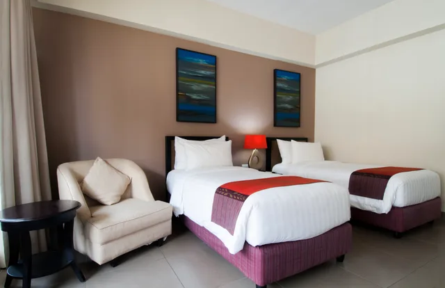 غرفة بريميير بسرير مزدوج أو سريرين منفصلين، 100 Sunset Hotel Kuta 2/6