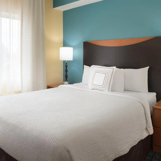 غرفة بسرير كوين، Fairfield Inn And Suites By Marriott Minneapolis Bloomington Mall of Ame 3/5