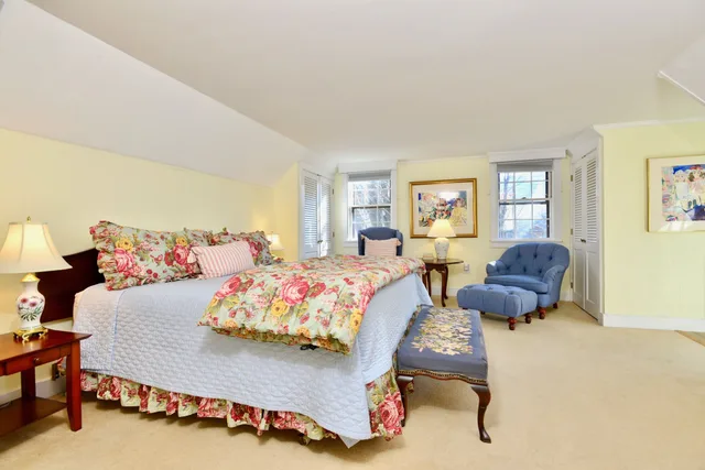 Family, Suite, Villa, King Bed, Trundle Bed, Mountain View, Pet Friendly، Wilburton Inn 2/3