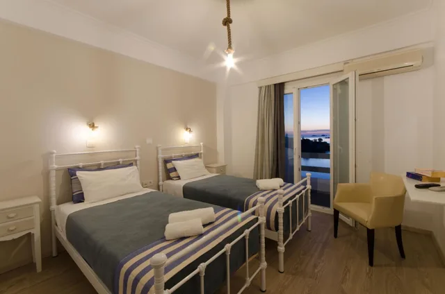 جناح بإطلالة على البحر بشرفة، Nikolas Hotel 2/6