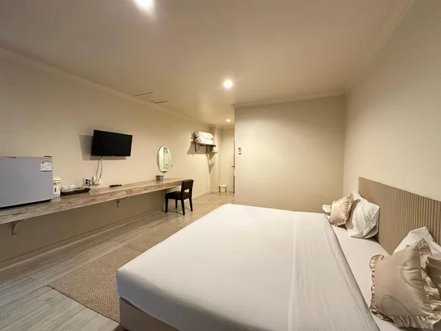 Deluxe, Double or Twin Bed, Rattana View Hotel 2/5