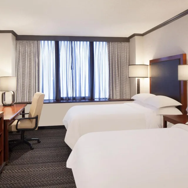 غرفة تقليدية بسريرين مزدوجين، Sheraton Anchorage Hotel 4/6
