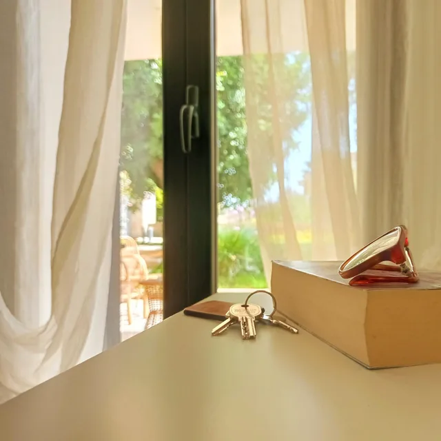 غرفة قياسية ثلاثية بسرير مزدوج وسرير فردي بشرفة في الطابق الأرضي، Bed And Breakfast Vigne Vecchie 4/9