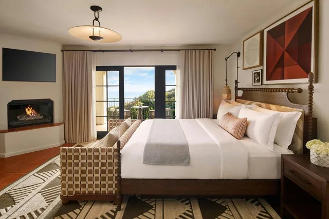 1 Bedroom, Fireside, Suite, King Bed, Coastline View, Club Lounge Access, The Ritz-Carlton Bacara Santa Barbara 1/2
