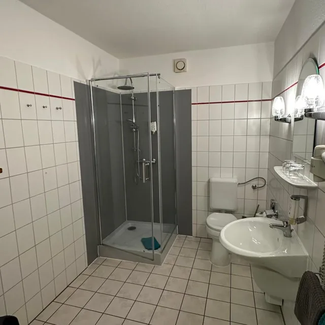 غرفة ثلاثية بسرير فردي، Hotel Zierow - Urlaub an der Ostsee 7/7