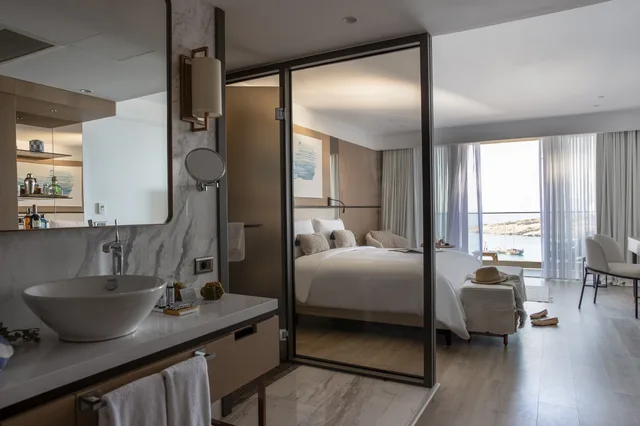 Deluxe, Sea View, METT Hotel & Beach Resort Bodrum 2/3