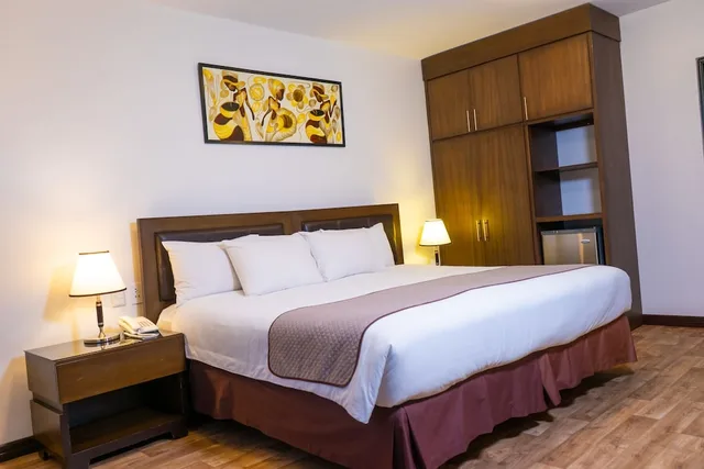 غرفة بسرير كوين، HOTEL CALACOTO 1/7