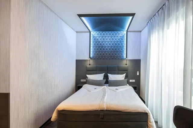 Premium, Double Bed, Premium Building، GS Hotel 1/1