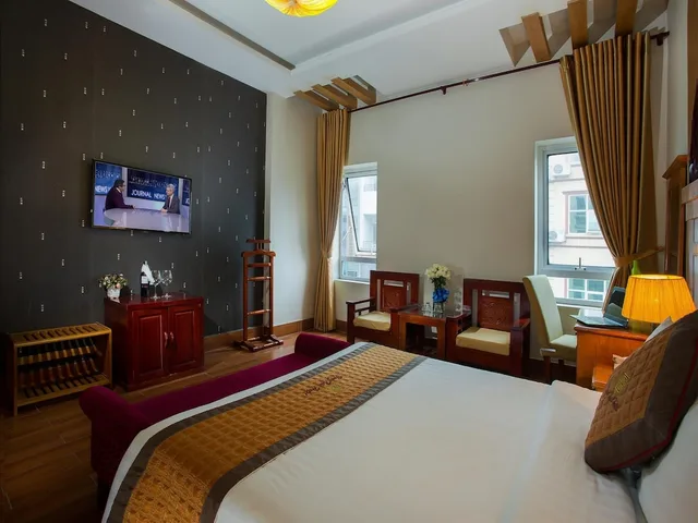 Family, 1 Queen and 1 Single Bed, Vong Xua Hotel 4/6