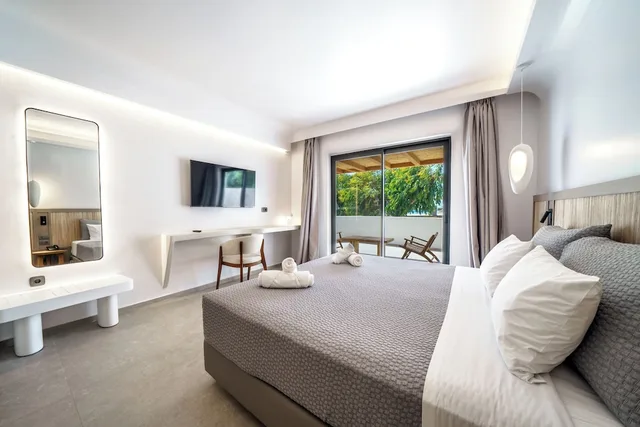 Aegean, Junior Suite, Garden View, Terrace، Kavuras Village Hotel & Suites 4/10