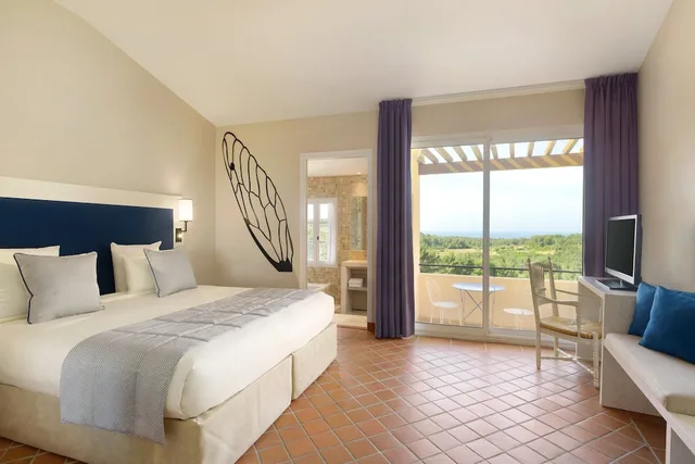 Deluxe, Twin Beds, Le Fregate Provence 1/7