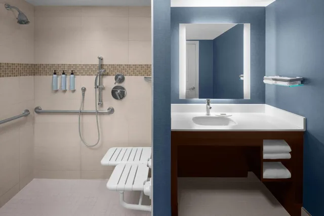 جناح بغرفتي نوم مع أريكة، Residence Inn Salt Lake City Murray 8/10