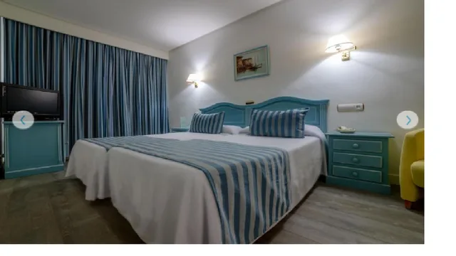 Standard, Double Bed, Balcony or Terrace، Villa de Laredo Hotel 1/2