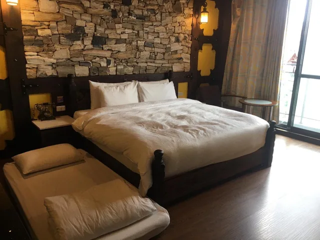 غرفة ديلوكس بسرير كوين بحوض استحمام، Sun Moon Lake Youngquan Hotels 1/2