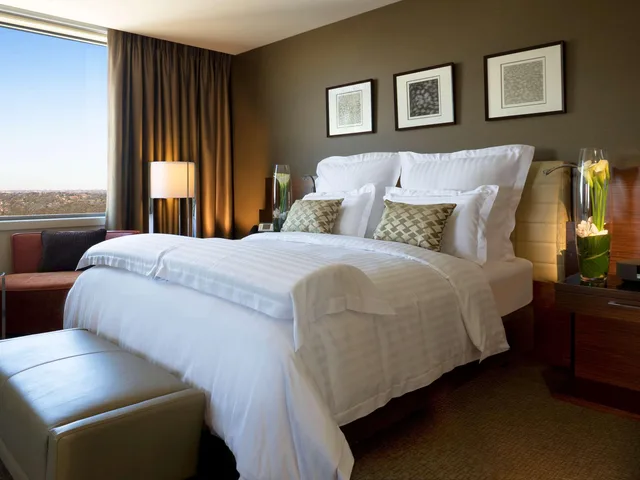 Spa, Executive, Suite, King Bed، Pullman at Sydney Olympic Park 5/10
