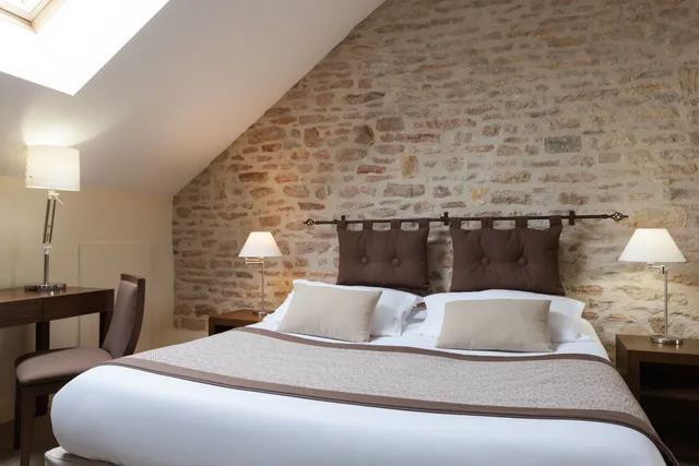 Superior, King Bed, Hotel The Originals de la Paix Beaune 3/10
