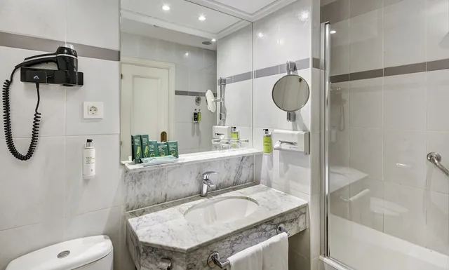شقة كلاسيكية بسريرين منفصلين، Sercotel Europa San Sebastian 9/10