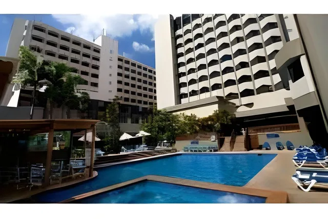 جناح، Barcelo Guatemala City 1/2