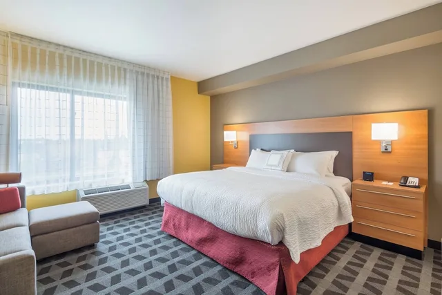 استوديو بسرير كينج مع أريكة، Towneplace Suites Portland Vancouver 1/7